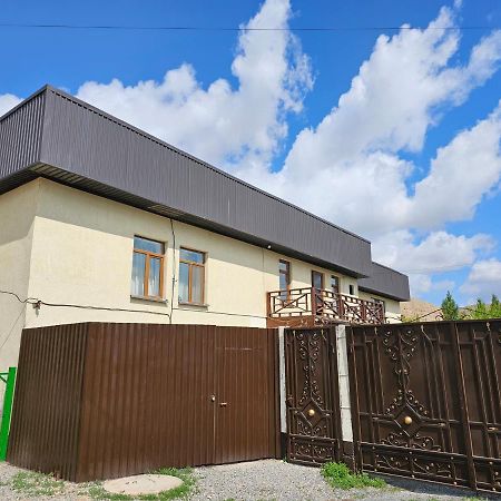 Guest House Tenir Too Naryn Екстериор снимка