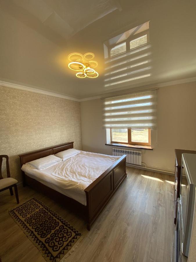 Guest House Tenir Too Naryn Екстериор снимка