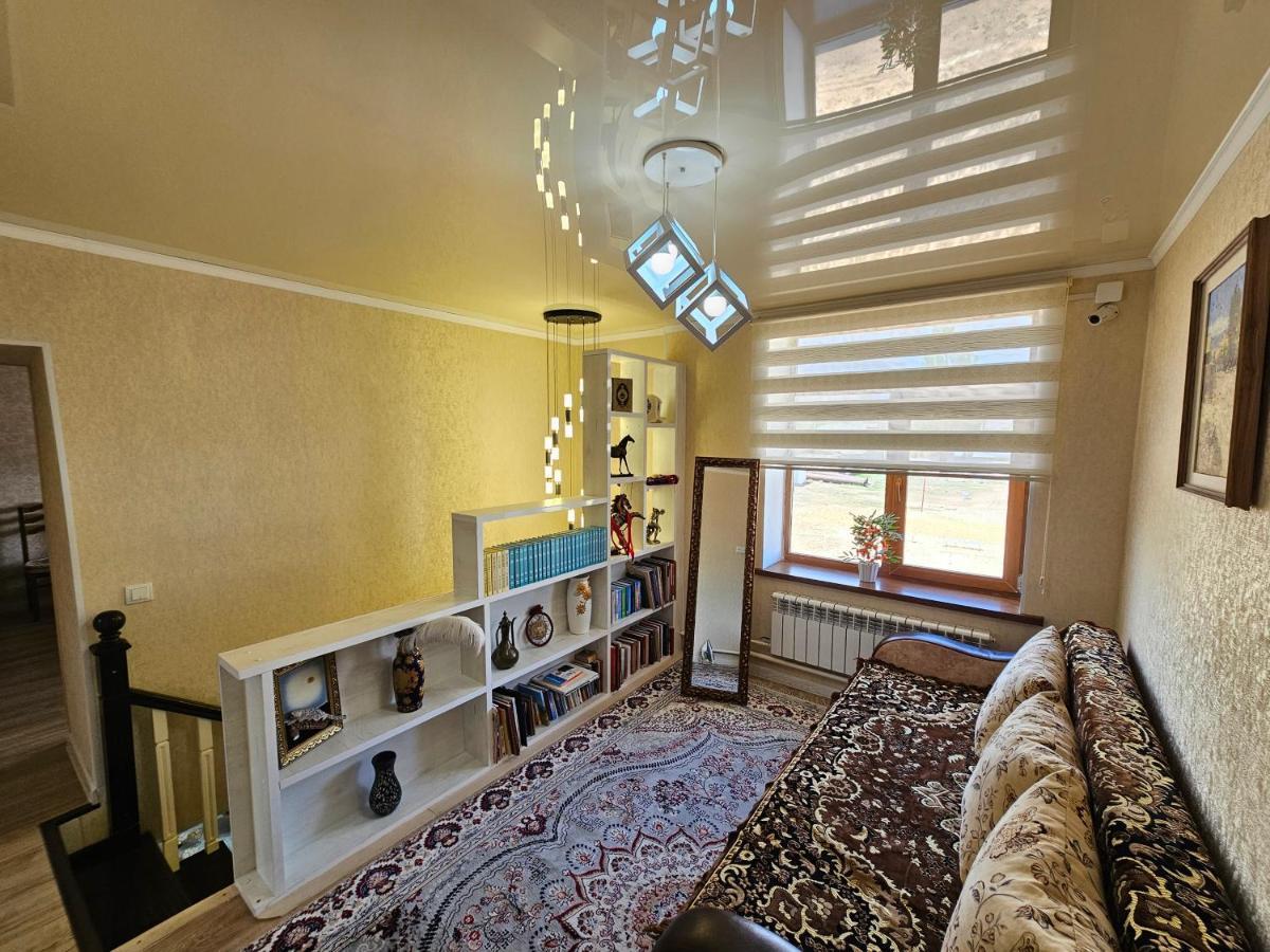 Guest House Tenir Too Naryn Екстериор снимка