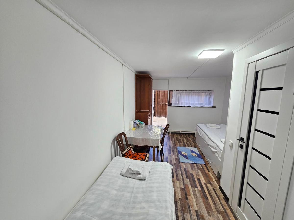 Guest House Tenir Too Naryn Екстериор снимка